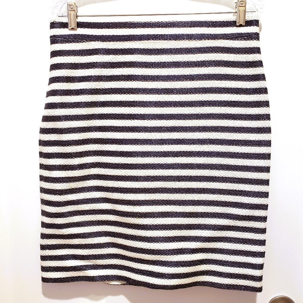 J. Crew Pencil Skirt Stripe White Blue Viscose Cotton Lined Size 6 - READ